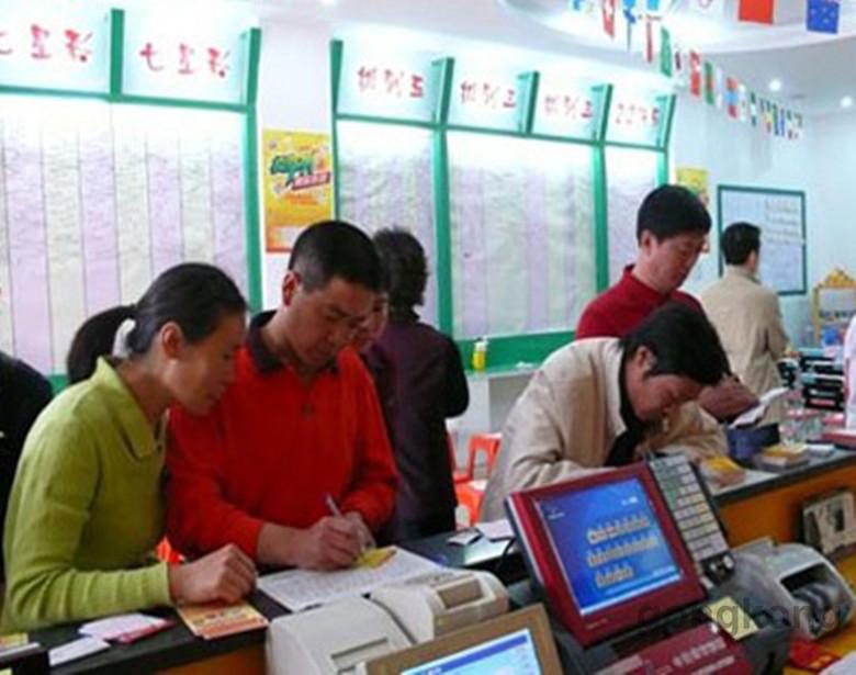 工業(yè)顯示器價格,工控電腦價格,安卓工業(yè)主板價格,安卓工業(yè)平板電腦價格,安卓工業(yè)電腦價格,安卓工業(yè)電腦定制價格,工控一體機(jī)廠家,Widows工控機(jī),工控計算機(jī),工控主板生產(chǎn)廠家,工控機(jī)價格,工業(yè)一體機(jī)價格
